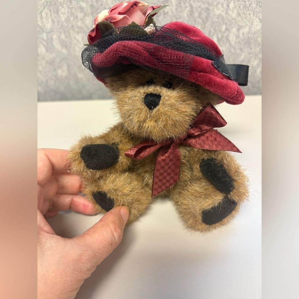 Boyd’s Bears Sylvia G. Bearimore collectible bear new with tags nwt 1990-2000